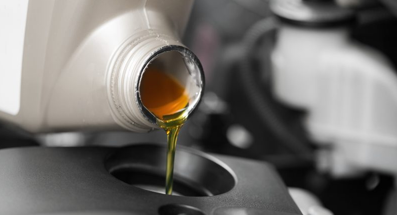 Discover the Many Benefits of a Routine Oil Change in Glendale